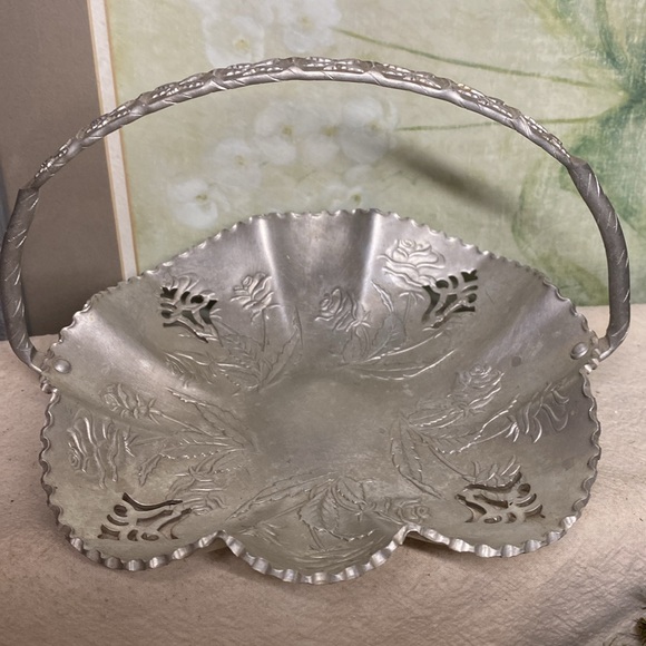 Vintage 1940s Farber & Shlevin Inc brand Basket - Picture 3 of 5